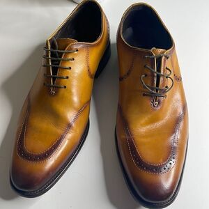 Carrucci Cognac leather dress shoes.  Size 10.